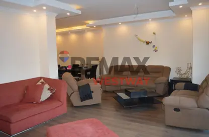 Apartment - 3 Bedrooms - 3 Bathrooms for sale in The Courtyards - Sheikh Zayed Compounds - Sheikh Zayed City - Giza