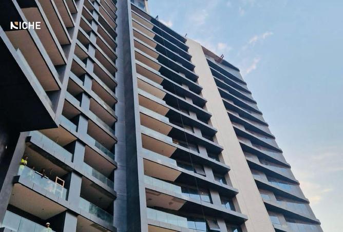 8042104 - Property Image 2