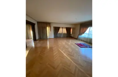 Apartment - 4 Bedrooms - 4 Bathrooms for rent in Al Thawra Square - Dokki - Giza