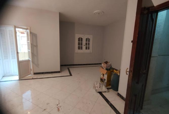 8240801 - Property Image 2