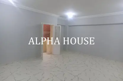 شقة - 3 غرف نوم - 1 حمام للبيع في محور السادات - محلية 12 - الحي الاول - مدينة العبور - القليوبية