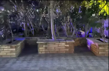 شقة - 3 غرف نوم - 2 حمامات للبيع في ميدان تريومف - النزهة - القاهرة