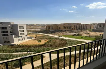 Apartment - 3 Bedrooms - 2 Bathrooms for sale in O West - 6 October Compounds - 6 October City - Giza