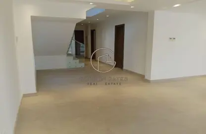 فيلا - 5 غرف نوم - 4 حمامات للايجار في مون ريزيدنس - فيفث سكوير - التجمع الخامس - مدينة القاهرة الجديدة - القاهرة