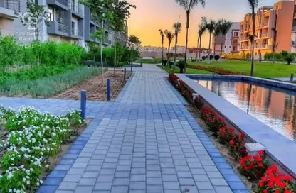 Apartment - 3 Bedrooms - 3 Bathrooms for sale in Moon Residences - Fifth Square - The 5th Settlement - New Cairo City - Cairo