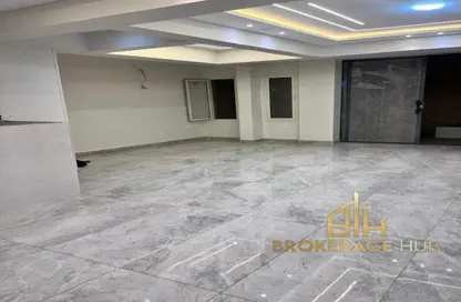 دوبلكس - 4 غرف نوم - 4 حمامات للايجار في محور العروبة - المنطقة أ - حى جنوب الاكايمية - مدينة القاهرة الجديدة - القاهرة