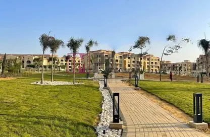 شقة - 3 غرف نوم - 2 حمامات للبيع في معادى فيو - كمبوندات الشروق - مدينة الشروق - القاهرة