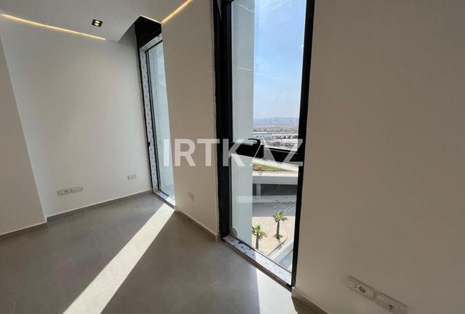 8082486 - Property Image 3