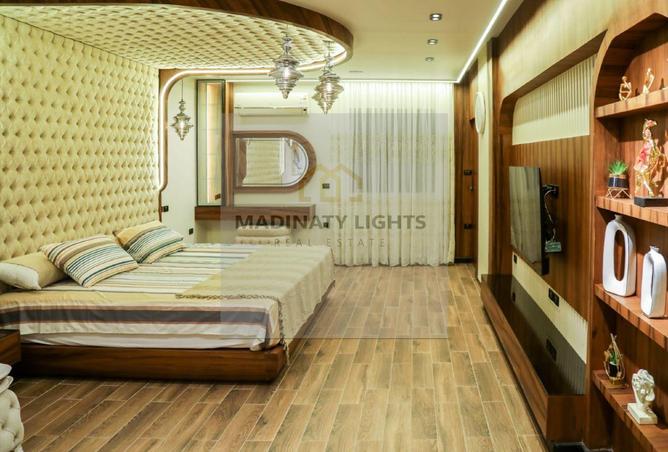 8485900 - Property Image 2