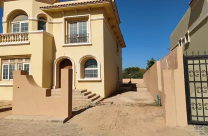 Villa - 4 Bedrooms - 5 Bathrooms for sale in Hyde Park - 5th Settlement Compounds - The 5th Settlement - New Cairo City - Cairo