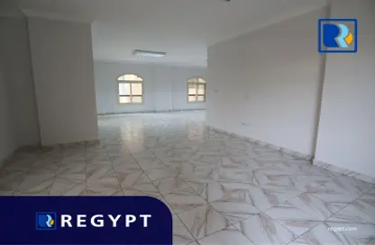 Full Floor - Studio - 3 Bathrooms for rent in Street 293 - New Maadi - Hay El Maadi - Cairo