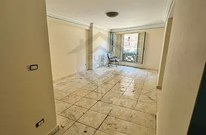 شقة - 5 غرف نوم - 4 حمامات للبيع في شارع مسجد سيدي بشر - سيدي بشر - حي اول المنتزة - الاسكندرية