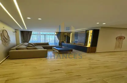 Apartment - 3 Bedrooms - 1 Bathroom for sale in Katameya Gate - El Katameya Compounds - El Katameya - New Cairo City - Cairo