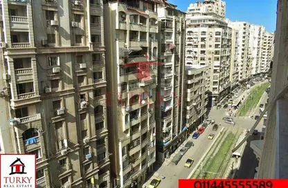 Apartment - 3 Bedrooms - 3 Bathrooms for sale in Abdel Salam Aref St. - Laurent - Hay Sharq - Alexandria