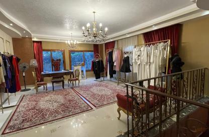 Apartment - 3 Bedrooms - 3 Bathrooms for rent in Area E - Ganoob El Acadimia - New Cairo City - Cairo