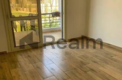 Apartment - 2 Bedrooms - 1 Bathroom for sale in Village West - Sheikh Zayed Compounds - Sheikh Zayed City - Giza