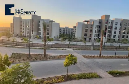 Apartment - 2 Bedrooms - 1 Bathroom for sale in District 5 - 5th Settlement Compounds - The 5th Settlement - New Cairo City - Cairo