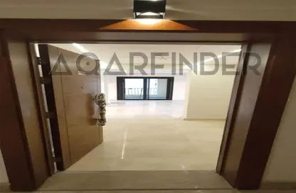 شقة - 3 غرف نوم - 3 حمامات للايجار في أو ويست - كمبوندات 6 أكتوبر - مدينة 6 أكتوبر - الجيزة