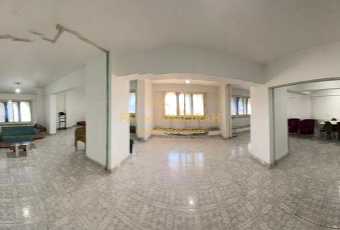 8221449 - Property Image 3