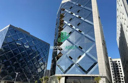 مساحات مكتبية - استوديو - 2 حمامات للايجار في وان قطامية - كمبوندات القطامية - القطامية - مدينة القاهرة الجديدة - القاهرة