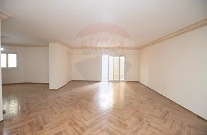 Apartment - 4 Bedrooms - 3 Bathrooms for sale in Mustafa Kamel - Hay Sharq - Alexandria