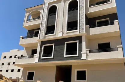 Apartment - 3 Bedrooms - 2 Bathrooms for sale in New Narges - New Cairo City - Cairo