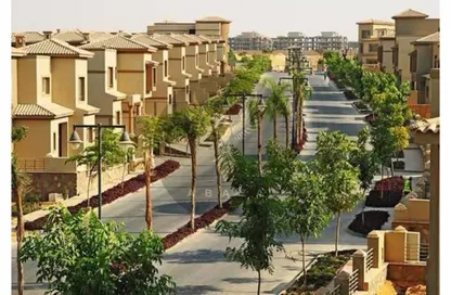 Apartment - 2 Bedrooms - 2 Bathrooms for sale in Amara - El Lotus - New Cairo City - Cairo