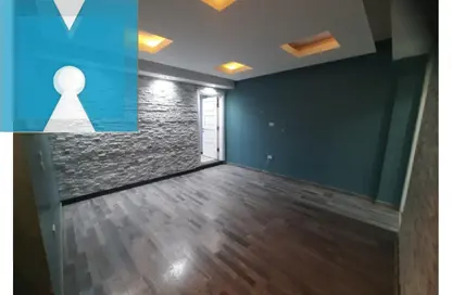 Apartment - 2 Bedrooms - 2 Bathrooms for sale in Al Mostathmir El Saghir - 10th District - Sheikh Zayed City - Giza