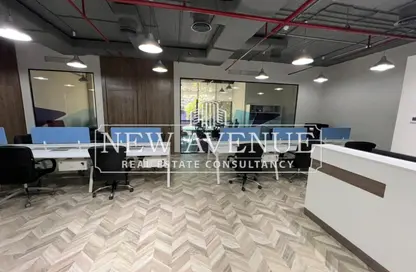 Office Space - Studio - 2 Bathrooms for sale in The Waterway View - 90 Street - The 5th Settlement - New Cairo City - Cairo