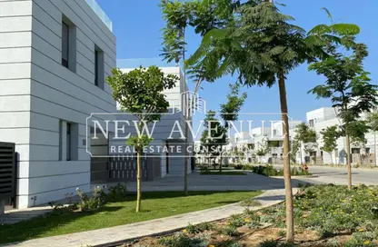 Villa - 3 Bedrooms - 4 Bathrooms for sale in Al Burouj Compound - El Shorouk Compounds - Shorouk City - Cairo