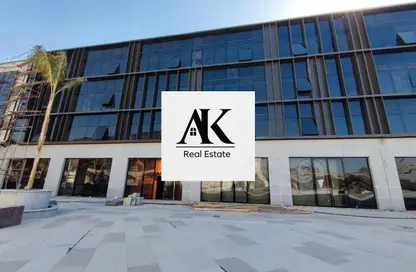 Office Space - Studio - 1 Bathroom for sale in Lake View Residence - 5th Settlement Compounds - The 5th Settlement - New Cairo City - Cairo