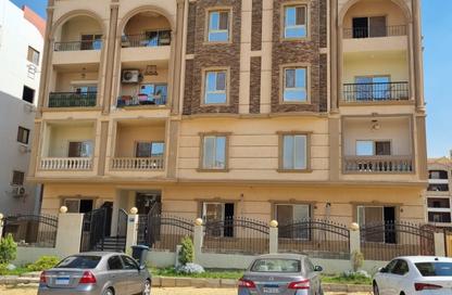 Apartment - 3 Bedrooms - 2 Bathrooms for sale in North Lotus - El Lotus - New Cairo City - Cairo