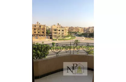شقة - 3 غرف نوم - 2 حمامات للايجار في المستثمر الصغير - الحي العاشر - الشيخ زايد - الجيزة