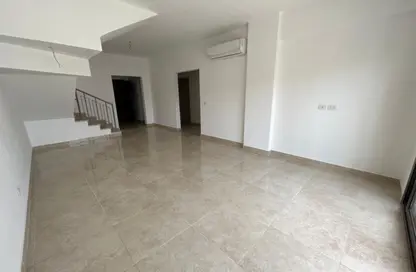 (بنتهاوس  (روف - 2 غرف نوم - 2 حمامات للبيع في فيفث سكوير - التجمع الخامس - مدينة القاهرة الجديدة - القاهرة