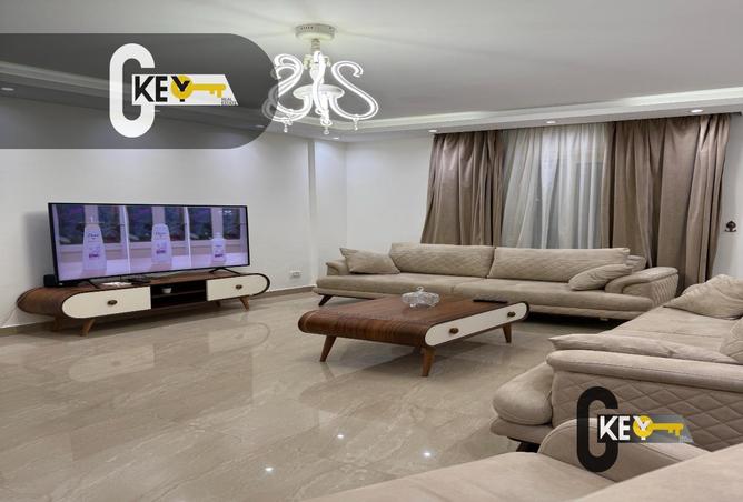 8195070 - Property Image 3