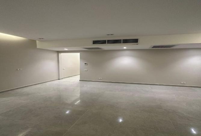 8363353 - Property Image 2