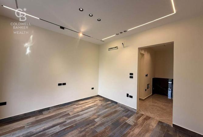 8430888 - Property Image 3