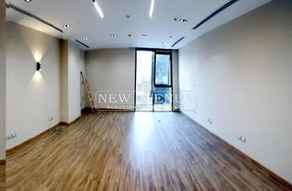 Office Space - Studio - 1 Bathroom for rent in Hyde Park - 5th Settlement Compounds - The 5th Settlement - New Cairo City - Cairo