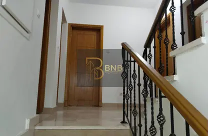 فيلا - 5 غرف نوم - 4 حمامات للايجار في ميفيدا - كمبوندات التجمع الخامس - التجمع الخامس - مدينة القاهرة الجديدة - القاهرة