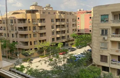 Apartment - 3 Bedrooms - 2 Bathrooms for sale in 7th Sector - Zahraa El Maadi - Hay El Maadi - Cairo
