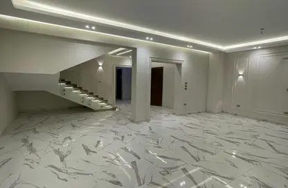 Villa - 4 Bedrooms - 4 Bathrooms for rent in Moon Residences - Fifth Square - The 5th Settlement - New Cairo City - Cairo