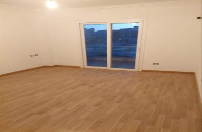 Apartment - 3 Bedrooms - 2 Bathrooms for sale in Continental Gardens - 12th District - Sheikh Zayed City - Giza