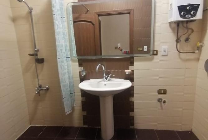 8369912 - Property Image 2