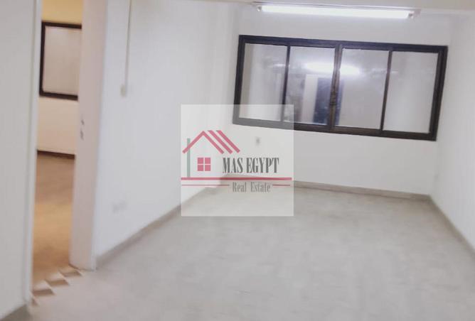 8313645 - Property Image 2