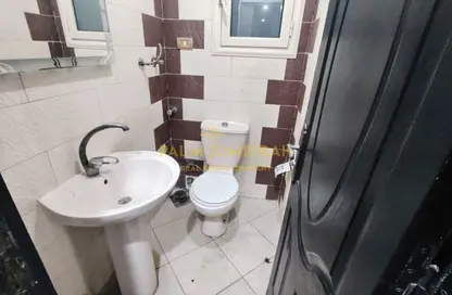 Apartment - 3 Bedrooms - 2 Bathrooms for sale in Maher Bek St. - Laurent - Hay Sharq - Alexandria