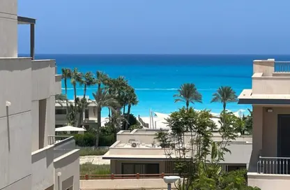فيلا - 6 غرف نوم - 6 حمامات للبيع في مراسي - سيدي عبد الرحمن - الساحل الشمالي