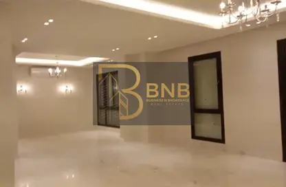 Penthouse - 3 Bedrooms - 4 Bathrooms for rent in Eastown - 5th Settlement Compounds - The 5th Settlement - New Cairo City - Cairo