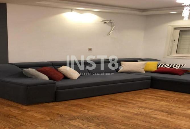 8074910 - Property Image 2