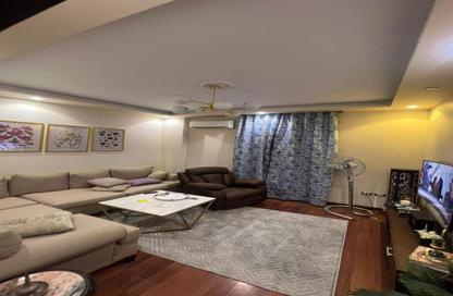 Apartment - 3 Bedrooms - 2 Bathrooms for sale in Al Arqam Ibn Abi Al Arqam St. - El Mearag City - Zahraa El Maadi - Hay El Maadi - Cairo