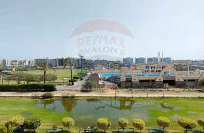 شقة - 4 غرف نوم - 2 حمامات للبيع في سموحة - حي شرق - الاسكندرية